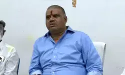 సునామీ వచ్చినట్లు ఈ గగ్గోలు ఏంటి? సునామీ వచ్చినట్లు ఈ గగ్గోలు ఏంటి?