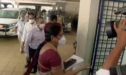 అంబటి లెక్క ప్రకారం నిమ్మగడ్డ దగ్గరకు సీఎస్ వెళ్ళొచ్చా?! అంబటి లెక్క ప్రకారం నిమ్మగడ్డ దగ్గరకు సీఎస్ వెళ్ళొచ్చా?!