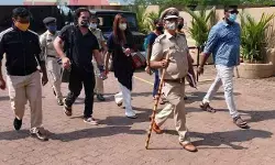 పూనమ్ పాండే అరెస్ట్ పూనమ్ పాండే అరెస్ట్