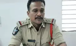 నంద్యాల సీఐ సోమశేఖర్ రెడ్డి అరెస్ట్ నంద్యాల సీఐ సోమశేఖర్ రెడ్డి అరెస్ట్