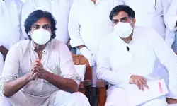 రైతుల సమస్యలు వదిలి అసెంబ్లీలో బూతులు తిట్టుకుంటారా? రైతుల సమస్యలు వదిలి అసెంబ్లీలో బూతులు తిట్టుకుంటారా?