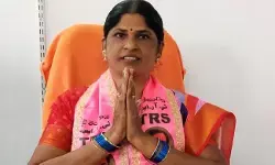 టీఆర్ఎస్ కార్పొరేటర్ల సంఖ్య 56కు టీఆర్ఎస్ కార్పొరేటర్ల సంఖ్య 56కు