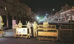 ముంబయ్ లో రాత్రి కర్ఫ్యూ