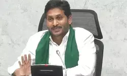 జూమ్ కు దగ్గరగా..భూమికి దూరంగా చంద్రబాబు
