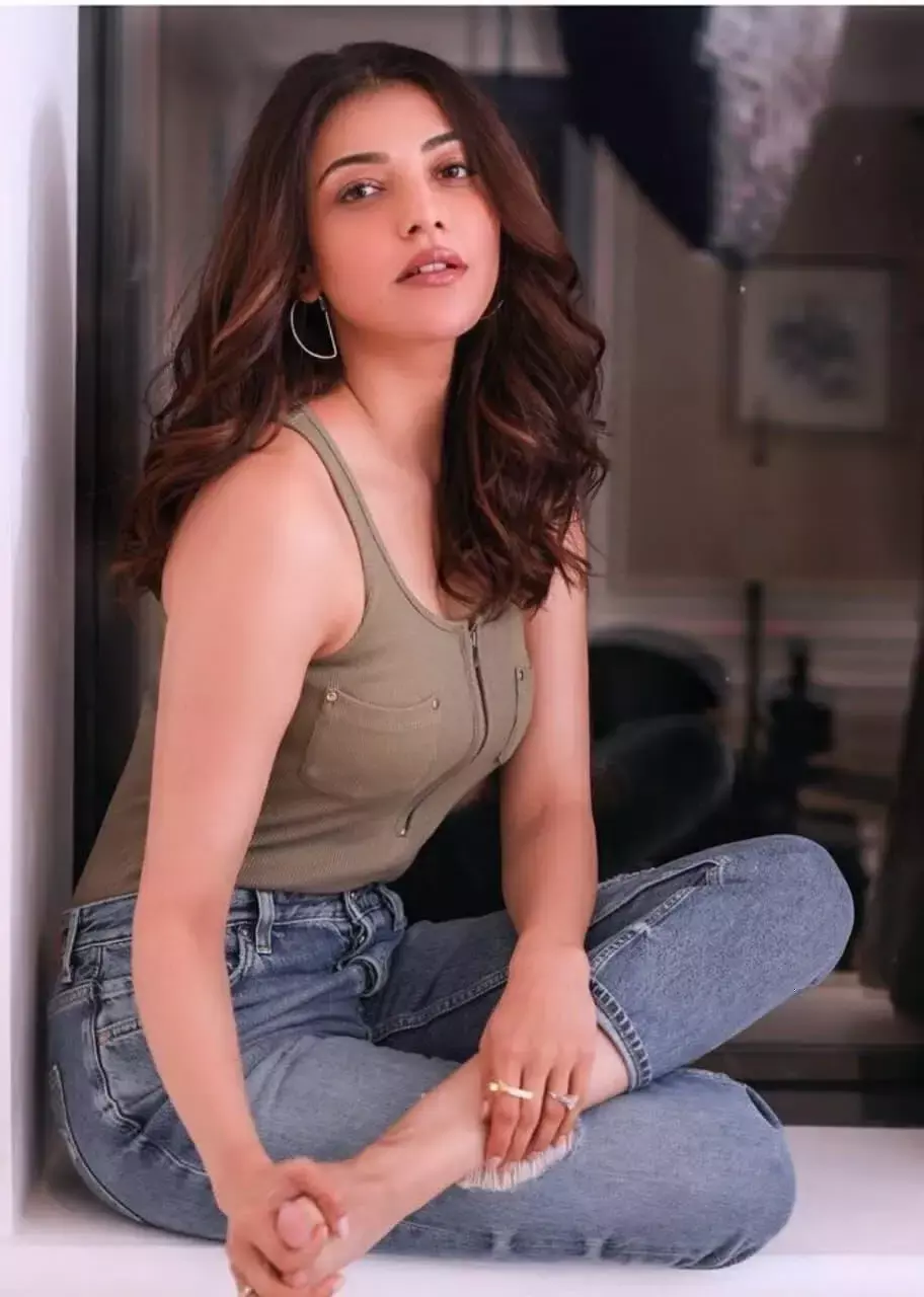 కాజల్ న్యూలుక్ కాజల్ న్యూలుక్