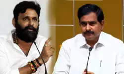 మేనిఫెస్టోపై చర్చ పెడదాం రా..అక్కడే ఉమాని కొడతా మేనిఫెస్టోపై చర్చ పెడదాం రా..అక్కడే ఉమాని కొడతా