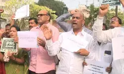 తెలంగాణ ఉద్యోగుల్లో పీఆర్సీ నివేదిక కలకలం తెలంగాణ ఉద్యోగుల్లో పీఆర్సీ నివేదిక కలకలం