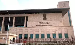 ఏపీ జెడ్పీటీసీ, ఎంపీటీసీ ఎన్నికలపై హైకోర్టు స్టే