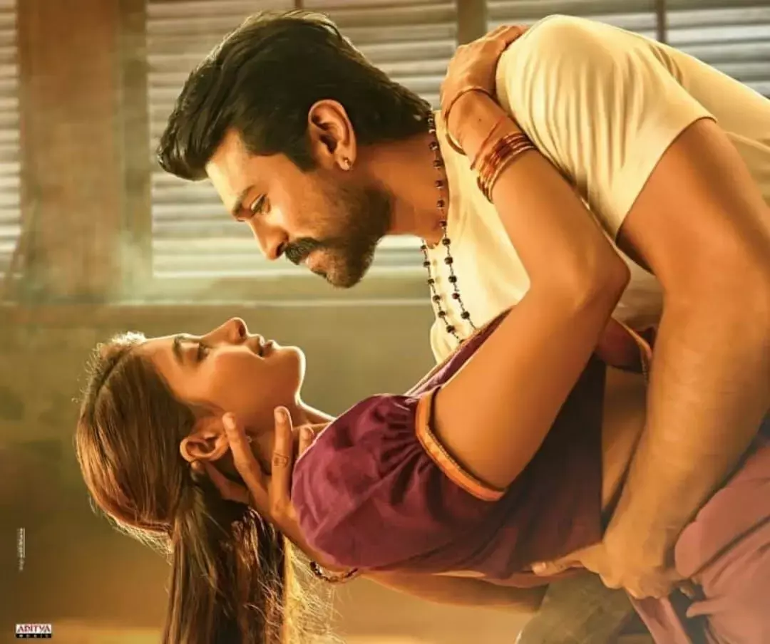 ఆయుధమైనా..అమ్మాయి అయినా! ఆయుధమైనా..అమ్మాయి అయినా!