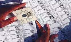 తిరుపతిలో ఫేక్  ఓటర్ ఐడీ కార్డుల కలకలం!