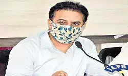 అన్ని నియోజకవర్గాలను గజ్వేల్, సిరిసిల్ల.. సిద్ధిపేటలా చూస్తున్నారా? అన్ని నియోజకవర్గాలను గజ్వేల్, సిరిసిల్ల.. సిద్ధిపేటలా చూస్తున్నారా?