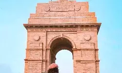 తెలంగాణా, ఏపీ ప్రయాణికులపై ఆంక్షలు ఎత్తివేసిన ఢిల్లీ తెలంగాణా, ఏపీ ప్రయాణికులపై ఆంక్షలు ఎత్తివేసిన ఢిల్లీ