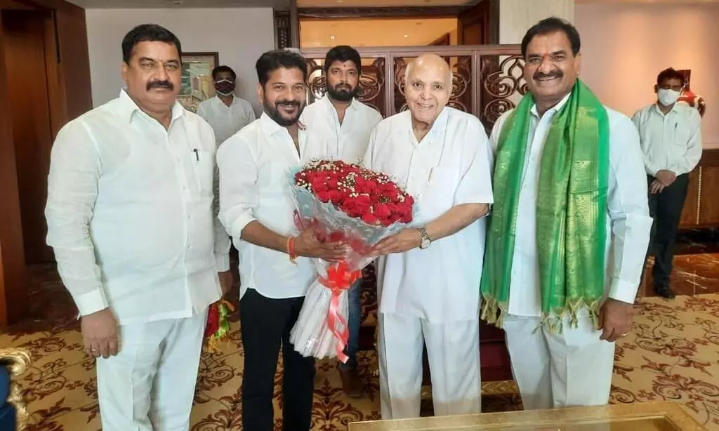 రామోజీరావుతో రేవంత్ భేటీ