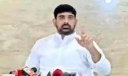 కాంగ్రెస్ కు కౌషిక్ రాజీనామా..రేవంత్ పై సంచలన ఆరోపణలు కాంగ్రెస్ కు కౌషిక్ రాజీనామా..రేవంత్ పై సంచలన ఆరోపణలు