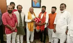 దేవేంద‌ర్ గౌడ్ తో రేవంత్ రెడ్డి భేటీ