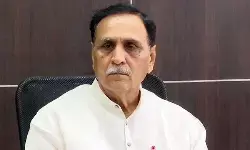 గుజ‌రాత్ సీఎం విజ‌య్ రూపానీ రాజీనామా
