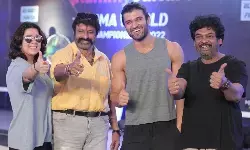 లైగర్ సెట్లో బాలకృష్ణ లైగర్ సెట్లో బాలకృష్ణ