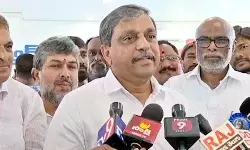 పవన్ అప్పుడెందుకు శ్రమదానం చేయలేదు? పవన్ అప్పుడెందుకు శ్రమదానం చేయలేదు?