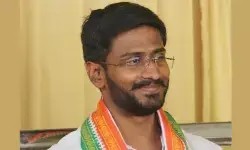 హూజూరాబాద్ కాంగ్రెస్ అభ్యర్ధి బల్మూరి వెంకట్ హూజూరాబాద్ కాంగ్రెస్ అభ్యర్ధి బల్మూరి వెంకట్