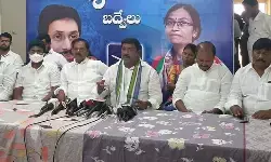 చంద్రబాబు డ్రగ్స్ వాడుతున్నట్లు ఉంది చంద్రబాబు డ్రగ్స్ వాడుతున్నట్లు ఉంది