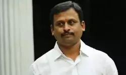 గెల్లు శ్రీనివాస్ స్వ‌గ్రామంలోనూ ఈటెల‌కే ఆధిక్యం