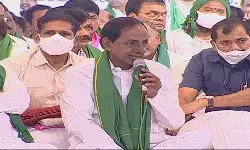 కేంద్రంపై యుద్ధం ఆగ‌దు