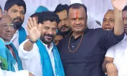 రేవంత్ రెడ్డి పక్కకు చేరిన కోమటిరెడ్డి వెంకటరెడ్డి! రేవంత్ రెడ్డి పక్కకు చేరిన కోమటిరెడ్డి వెంకటరెడ్డి!