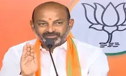 ఉద్యోగుల్లో చీలికకు కెసీఆర్ ప్రయత్నాలు ఉద్యోగుల్లో చీలికకు కెసీఆర్ ప్రయత్నాలు