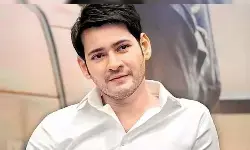 స్పెయిన్ లో మ‌హేష్ బాబు మోకాలికి శ‌స్త్ర‌చికిత్స‌