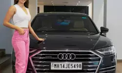 కైరా అద్వానీ కొత్త కారు ధర 1.6 కోట్లు కైరా అద్వానీ కొత్త కారు ధర 1.6 కోట్లు