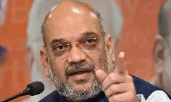 కెసీఆర్ ముందస్తు ఎన్నికలకు వెళ్ళొచ్చు! కెసీఆర్ ముందస్తు ఎన్నికలకు వెళ్ళొచ్చు!