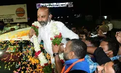 నువ్వు సంబరపడు...అయినా నేను బాధపడను నువ్వు సంబరపడు...అయినా నేను బాధపడను