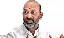 కెసీఆరే శాంతి భ‌ధ్ర‌త‌ల స‌మ‌స్య సృష్టించారు