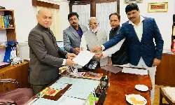 ప్రధాని మోడీపై టీఆర్ఎస్ ప్రివిలైజ్ నోటీసు ప్రధాని మోడీపై టీఆర్ఎస్ ప్రివిలైజ్ నోటీసు