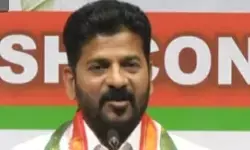 కెసీఆర్ ఫ్యామిలీ ఎందుకు నిర‌స‌న‌ల్లో పాల్గొన‌లేదు?