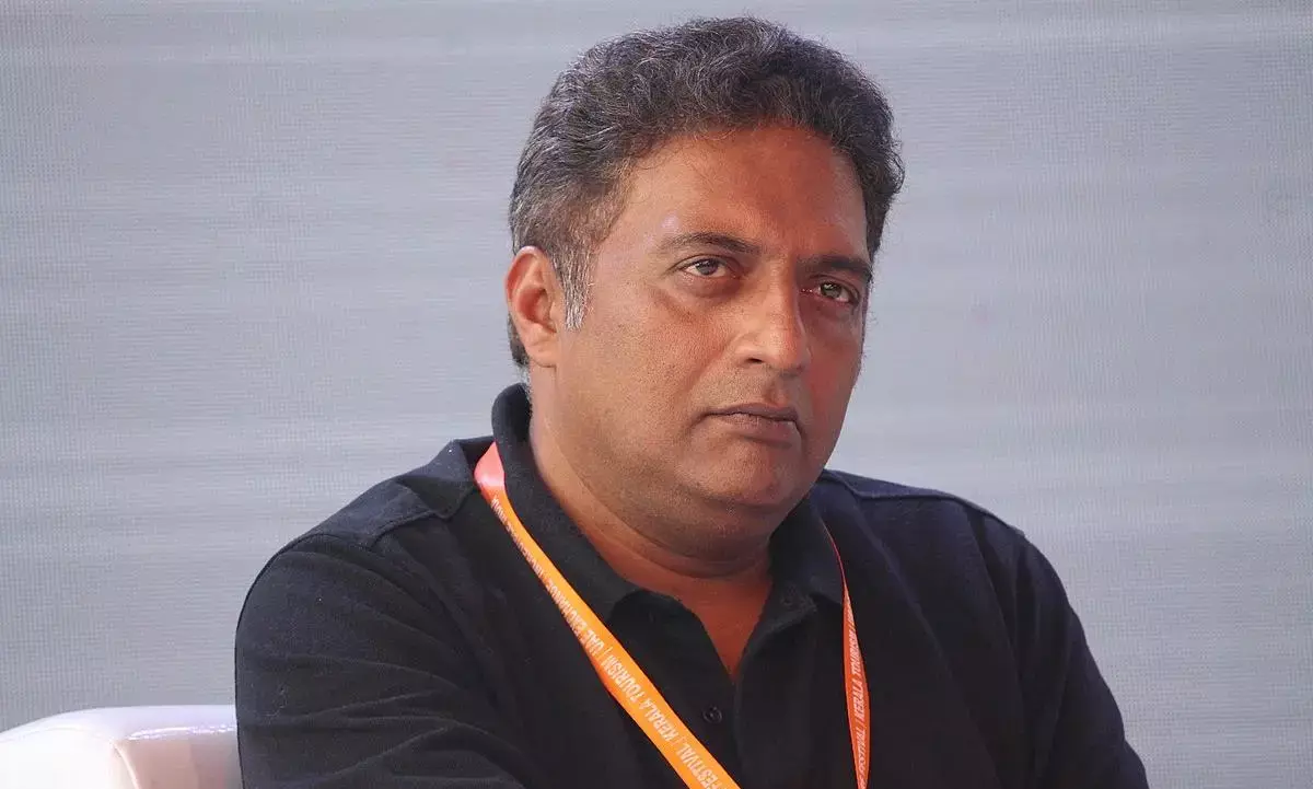 ఏపీ స‌ర్కారుపై ప్ర‌కాష్ రాజ్ సంచ‌ల‌న వ్యాఖ్య‌లు