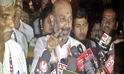 కెసీఆర్ కు సమాధానం చెప్పక్కర్లేదు కెసీఆర్ కు సమాధానం చెప్పక్కర్లేదు