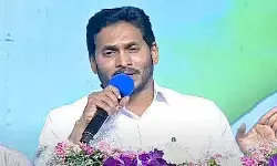 చంద్రబాబుకు ఓటేస్తే సంక్షేమానికి వ్యతిరేకమే చంద్రబాబుకు ఓటేస్తే సంక్షేమానికి వ్యతిరేకమే