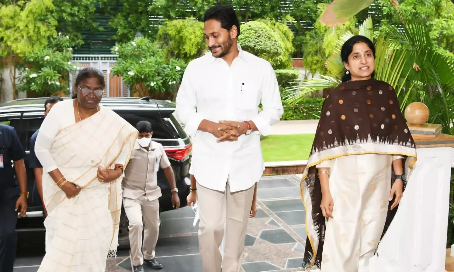 ఒక్క ఓటు కూడా వృధా కావొద్దు ఒక్క ఓటు కూడా వృధా కావొద్దు