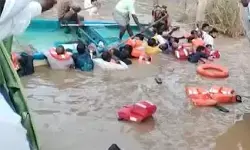 చంద్రబాబు పర్యటనలో ప్రమాదం.. చంద్రబాబు పర్యటనలో ప్రమాదం..