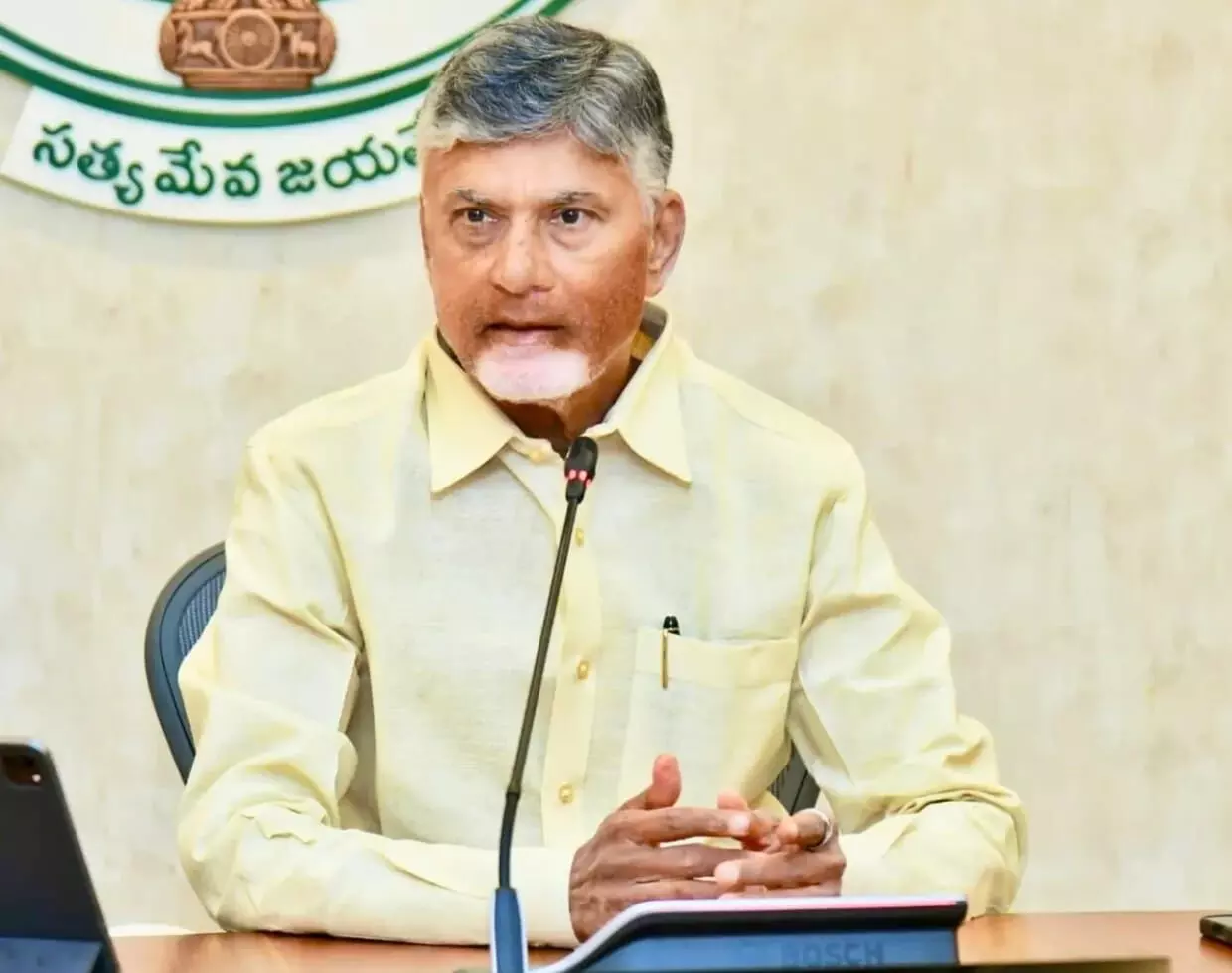 Naidu Criticizes Cabinet, Warns Ministers Over Poor Performance Naidu Criticizes Cabinet, Warns Ministers Over Poor Performance