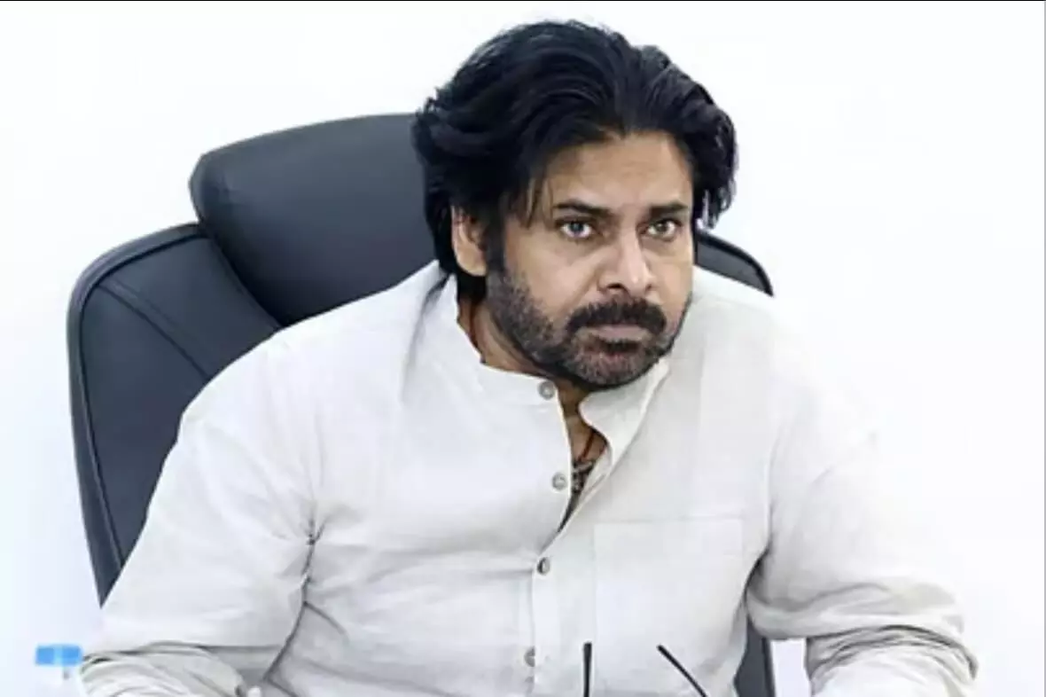 Raghu Rama Defends DSP, Counters Pawan Kalyan’s Charges Raghu Rama Defends DSP, Counters Pawan Kalyan’s Charges