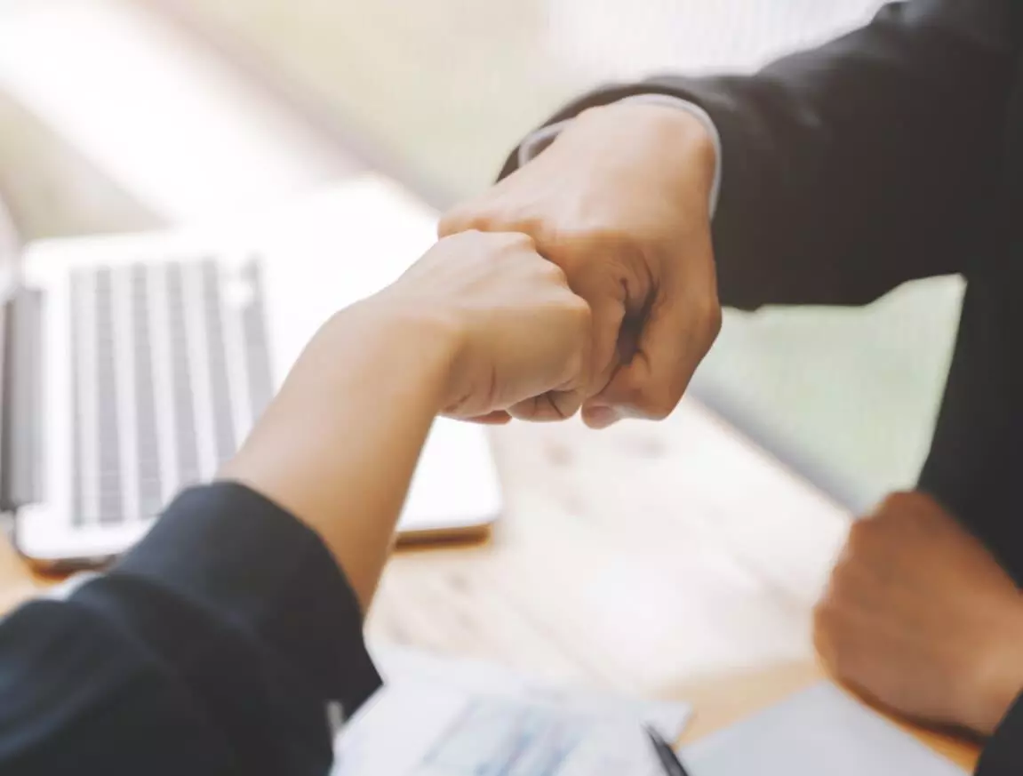 MoUs Boom in AP, Doubts Boom Bigger! MoUs Boom in AP, Doubts Boom Bigger!