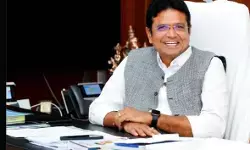 Revanth Govt Ad Row: Industries Minister Missing!