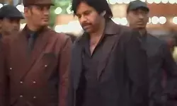 Pawan Kalyan Surprises with Energetic Dance Steps Pawan Kalyan Surprises with Energetic Dance Steps