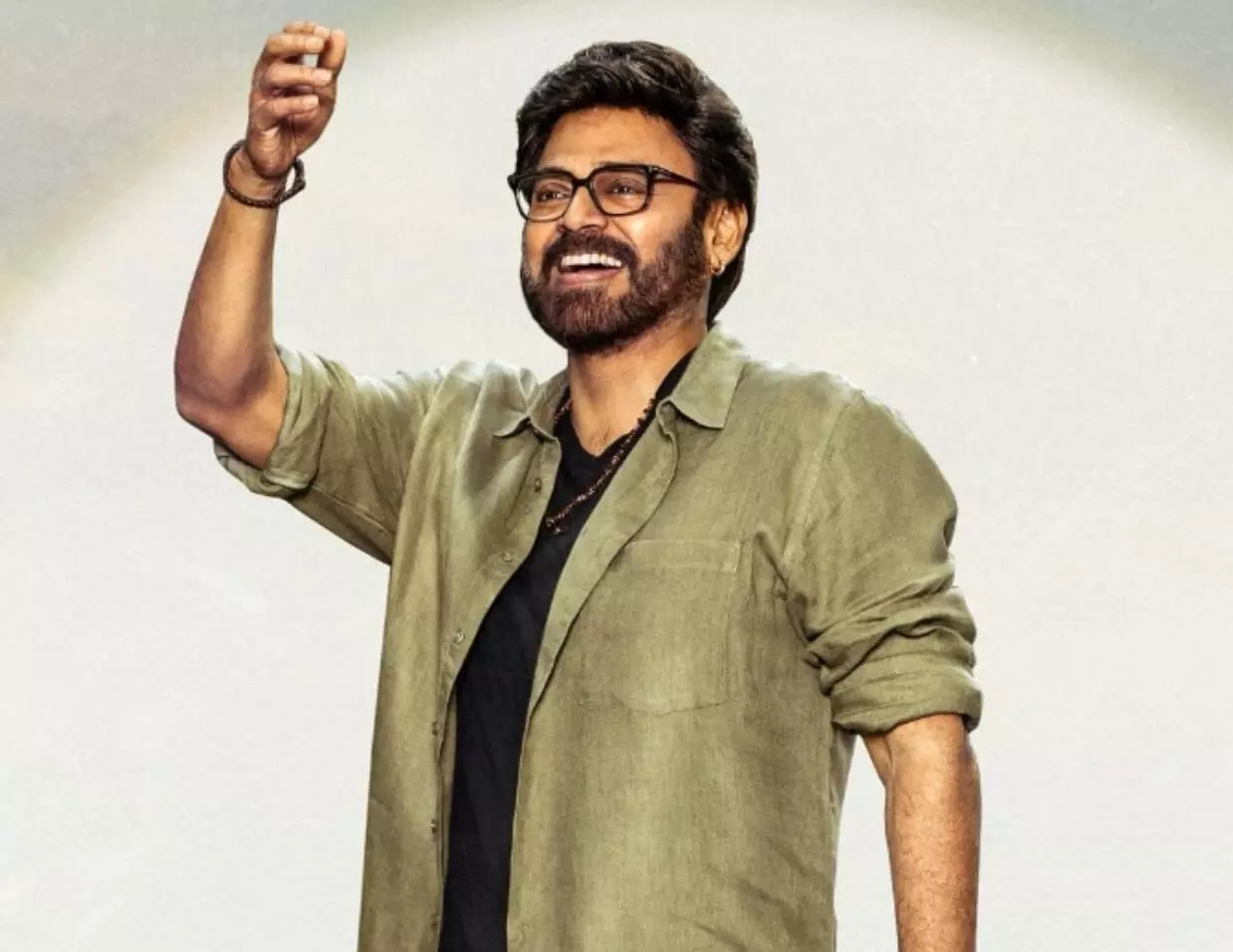 Venkatesh Joins New Trivikram Project; First Look Out