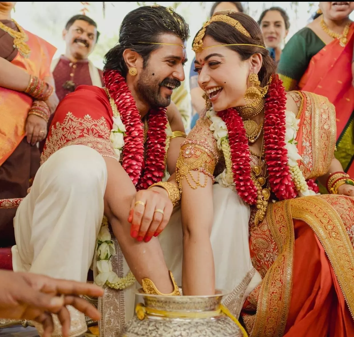 Virosh Wedding: Vijay–Rashmika Get Married Virosh Wedding: Vijay–Rashmika Get Married