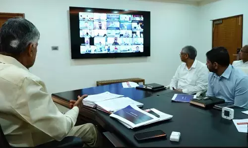 Serving CS in Second Row! What Happened at Chandrababu’s Meeting? Serving CS in Second Row! What Happened at Chandrababu’s Meeting?